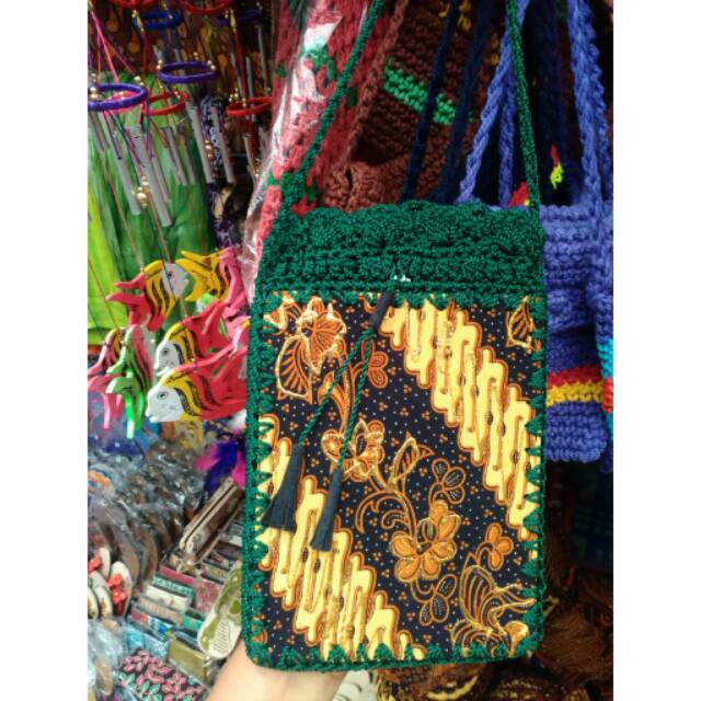 (BISA COD) TAS SELEMPANG RAJUT BATIK UKURAN BESAR 24x15 cm  - TEMPAT UANG DAN HP - SOUVENIR MURAH