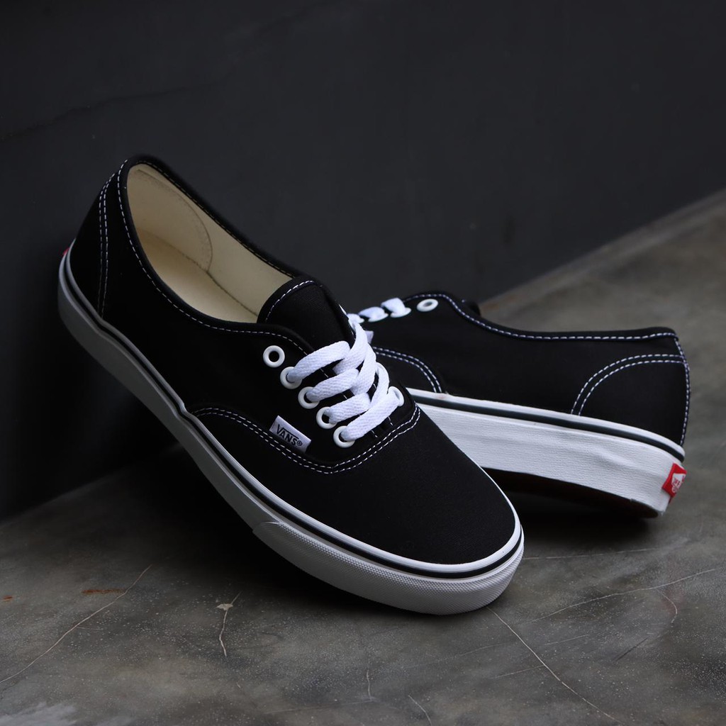 [BNIB] SNEAKERS VANS AUTHENTIC CLASSIC BLACK WHITE SEPATU SKATEBOARD-1