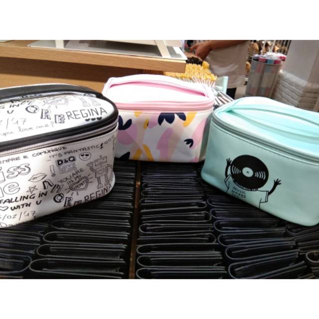 Pouch kosmetik/miniso pouch kosmetik