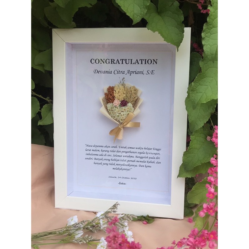 

Dried Flower in Frame A4 (w/kaca) / Hadiah / Kado / Gifts