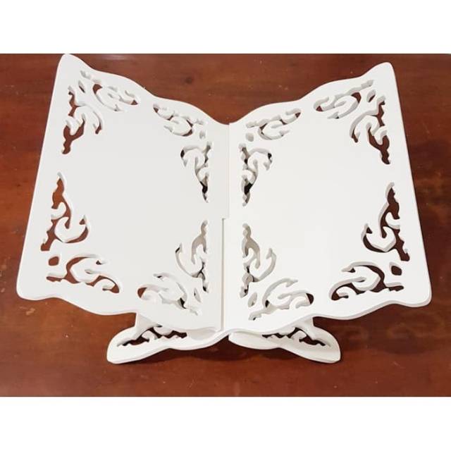 Meja alquran , meja baca alquran , tempat alquran