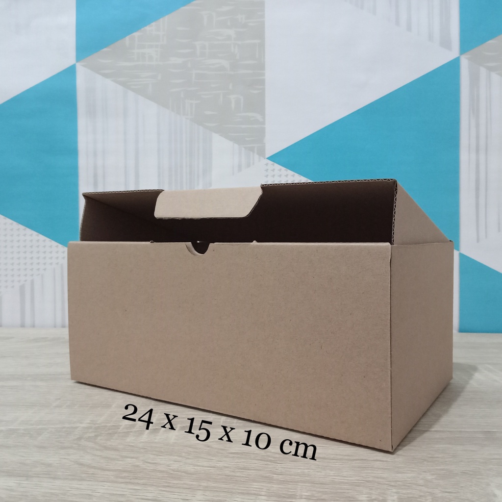 

Kardus 24 x 15 x 10 cm....Die Cut kotak aksesoris dll