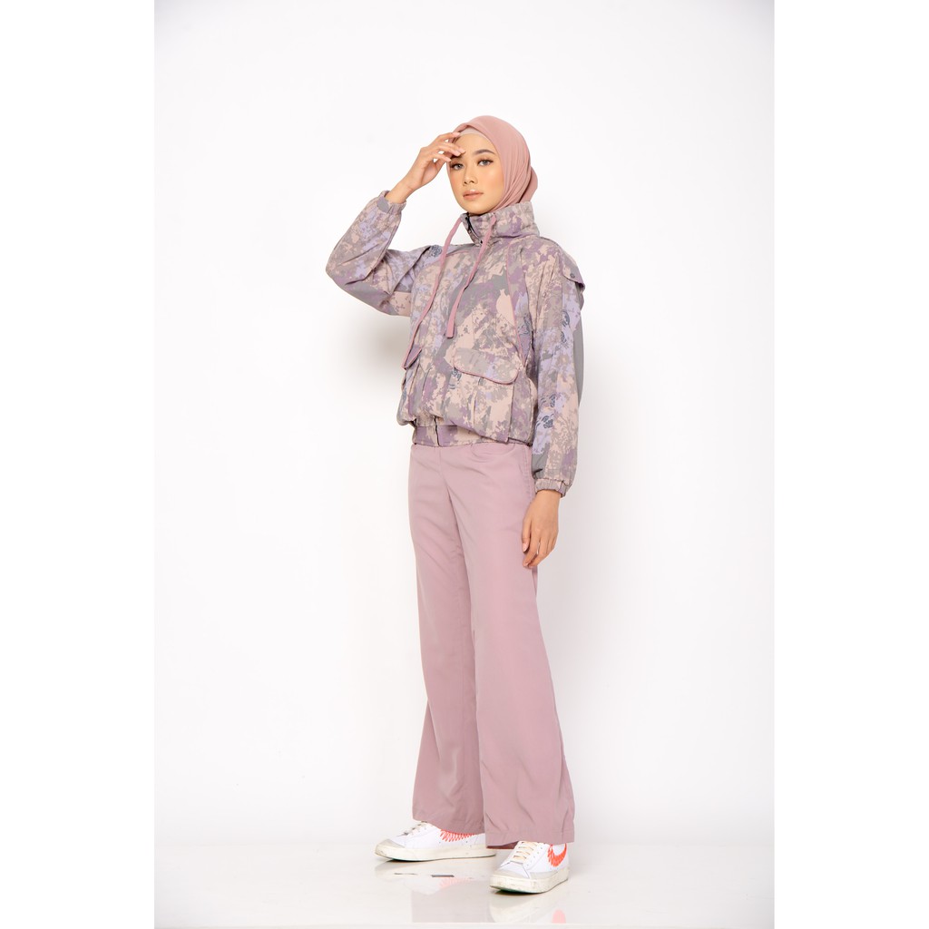 ZM Zaskia Mecca - Geva Purple Jaket - Jelita Indonesia - Edisi Lamun Ombak-5