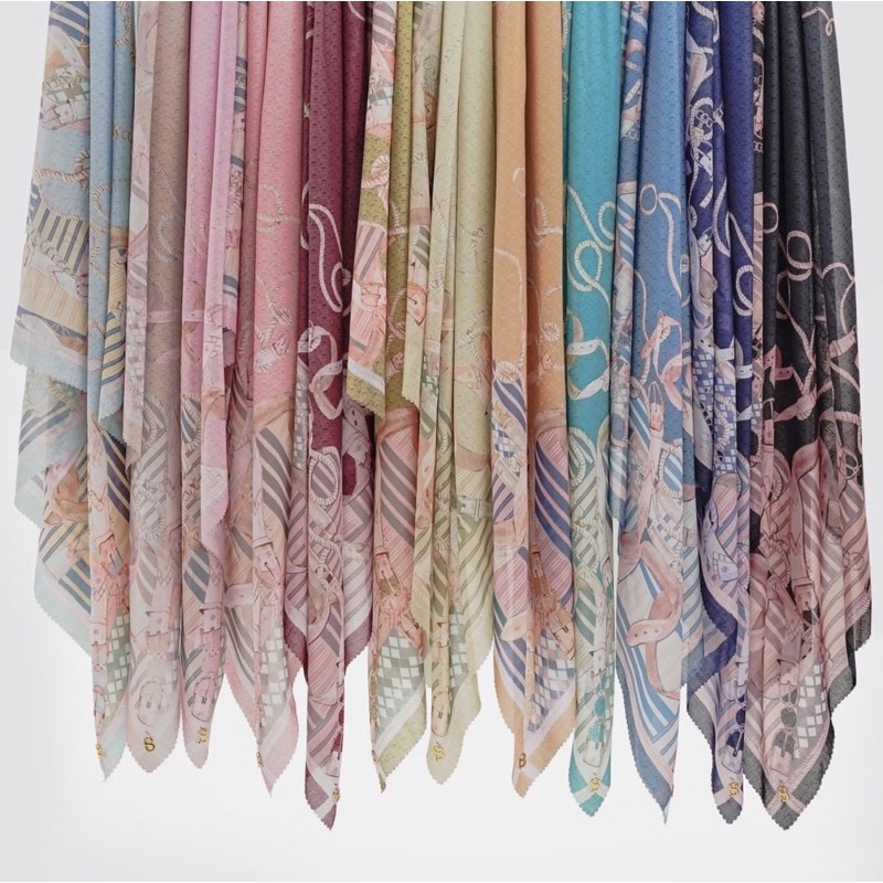 chain 2 la bella series buttonscarves