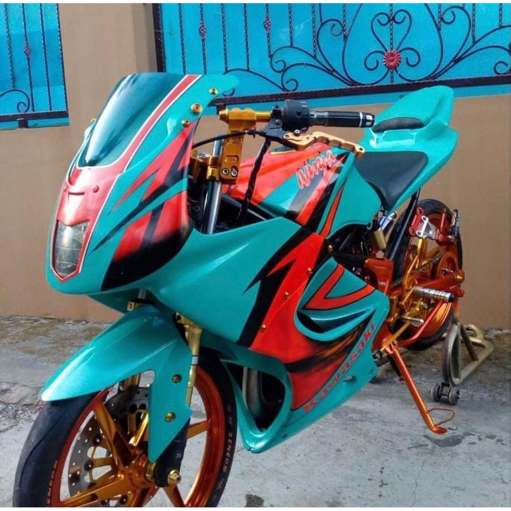 Cat Semprot Sapporo Tosca Green 7522 / Sapporo Hijau Toska Hijau Tosca 7522 300cc