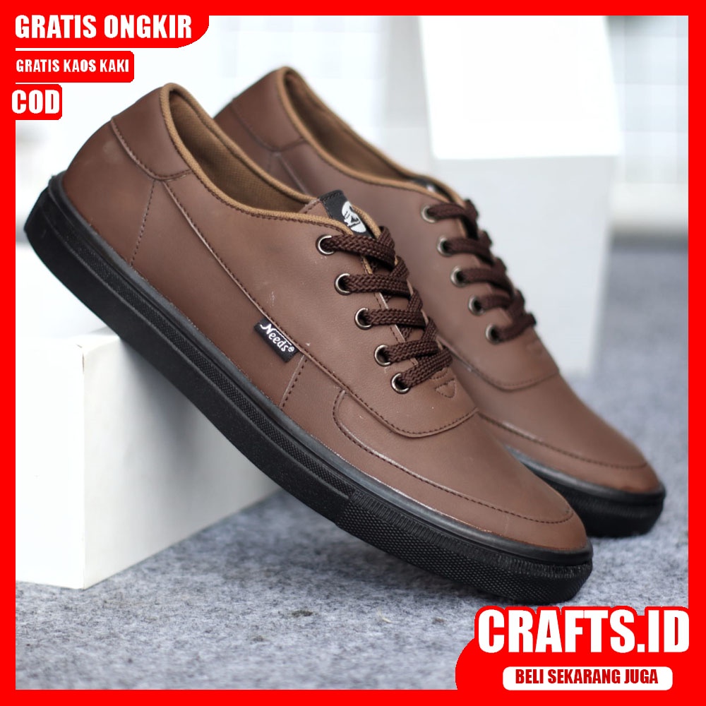 CRAFTS X NEEDS Sepatu Sneaker Pria Kulit Syntetic Original Sepatu Pria Casual Kerja Kuliah Kondangan Sepatu Kasual Sneakers Cassual Cowok Hitam Santai Sepatu Sekolah Keren Nyaman