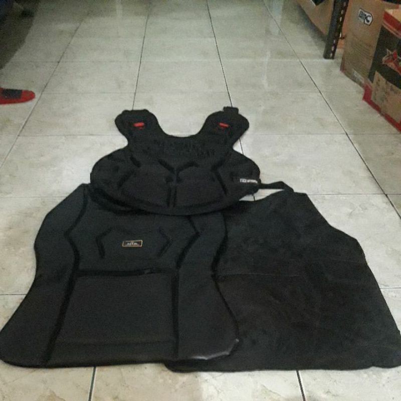 Rompi pengendara motor setengah badan murah