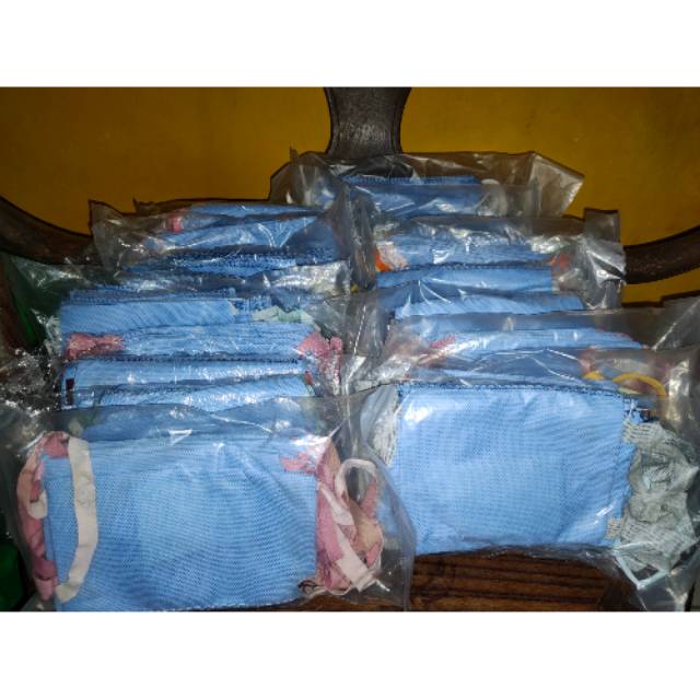 

Masker Kain 1 Lusin 2 Ply Bahan Spunbond Non Woven