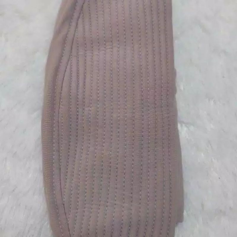 BERGO HAMIDAH/ JILBAB HAMIDAH / KERUDUNG OVAL PET JERSY/HIJAB INSTAN/JILBAB INSTAN /BERGO OLLAH RAGA-Abu Silver