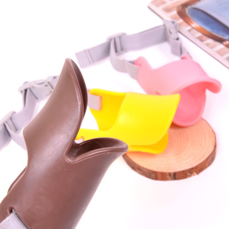 Masker Moncong Anjing Peliharaan Bahan Silikon Bentuk Bebek Anti Gigit Menggonggong