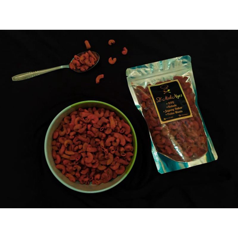 

D'MakNyes makaroni krenyes (small 60 gr)