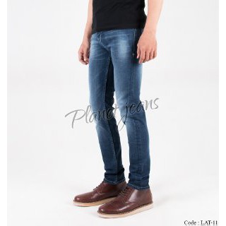 Celana Jeans Panjang Slimfit Pria bahan Denim Brand Local Original Blue Washed Slim Fit Cowok LAT11