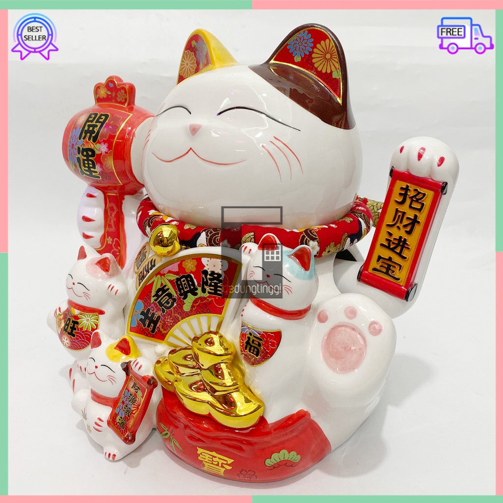 Pajangan Patung Hiasan Dekorasi Boneka Hadiah Kado Imlek Kucing Panggil Hoki Keberuntungan Lucky Cat Rejeki Rezeki Maneki Neko Maneko Neki Tangan Goyang Gerak Baterai Batre Batrai Batrei Listrik Cina Jepang Dekor Meja Toko Kasir Size Besar Jumbo Keramik