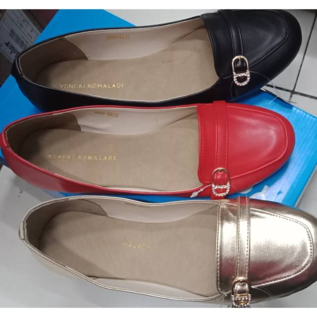 Sepatu wanita Yongki komaladi