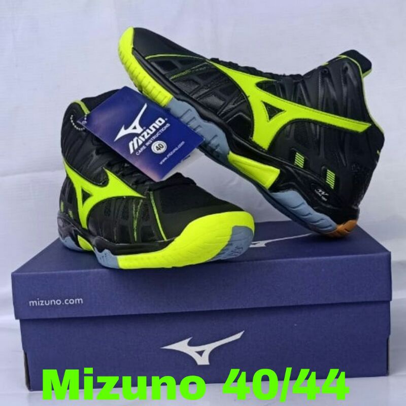 sepatu volly mizuno multicourt original