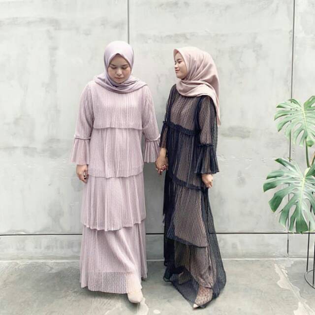 Jual Rugi Dress Laly Greyish by famouscarfofficial - bukan preloved