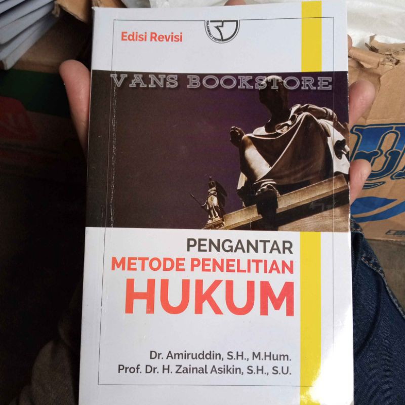 

BUKU PENGANTAR METODE PENELITIAN HUKUM ORIGINAL EDISI REVISI