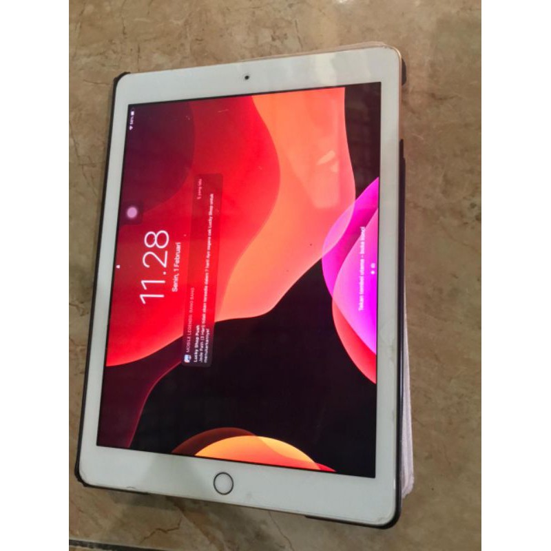 Jual second Ipad Gen 6 32GB wifi Only