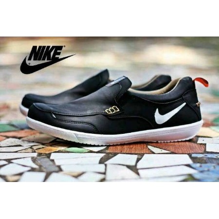 BIG SALE BRANDED !!! SEPATU SPORT WALKER BOSTON SLOP CASUAL SLIP ON PRIA SLIPON