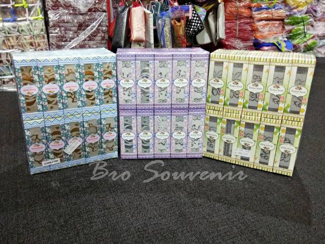 Souvenir taplak kecil kardus tatakan piring gelas murah + dus