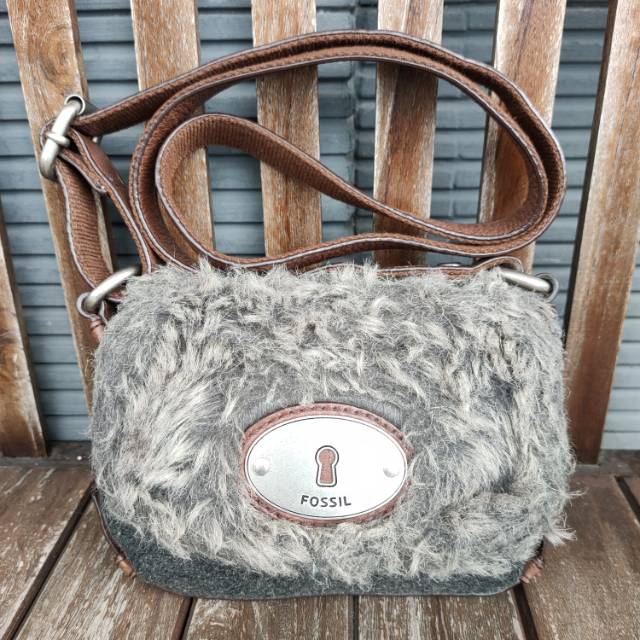 Preloved Fossil maddox mini fur