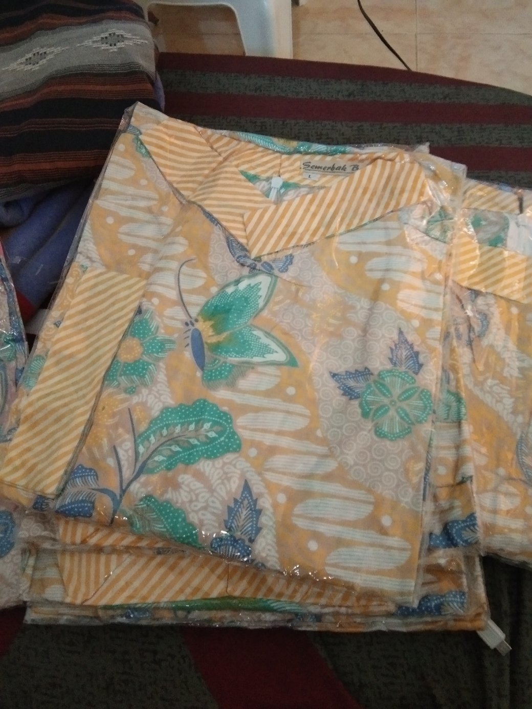 Tunik Kerja Pastel Chio Atasan Baju Batik Wanita Warna Soft