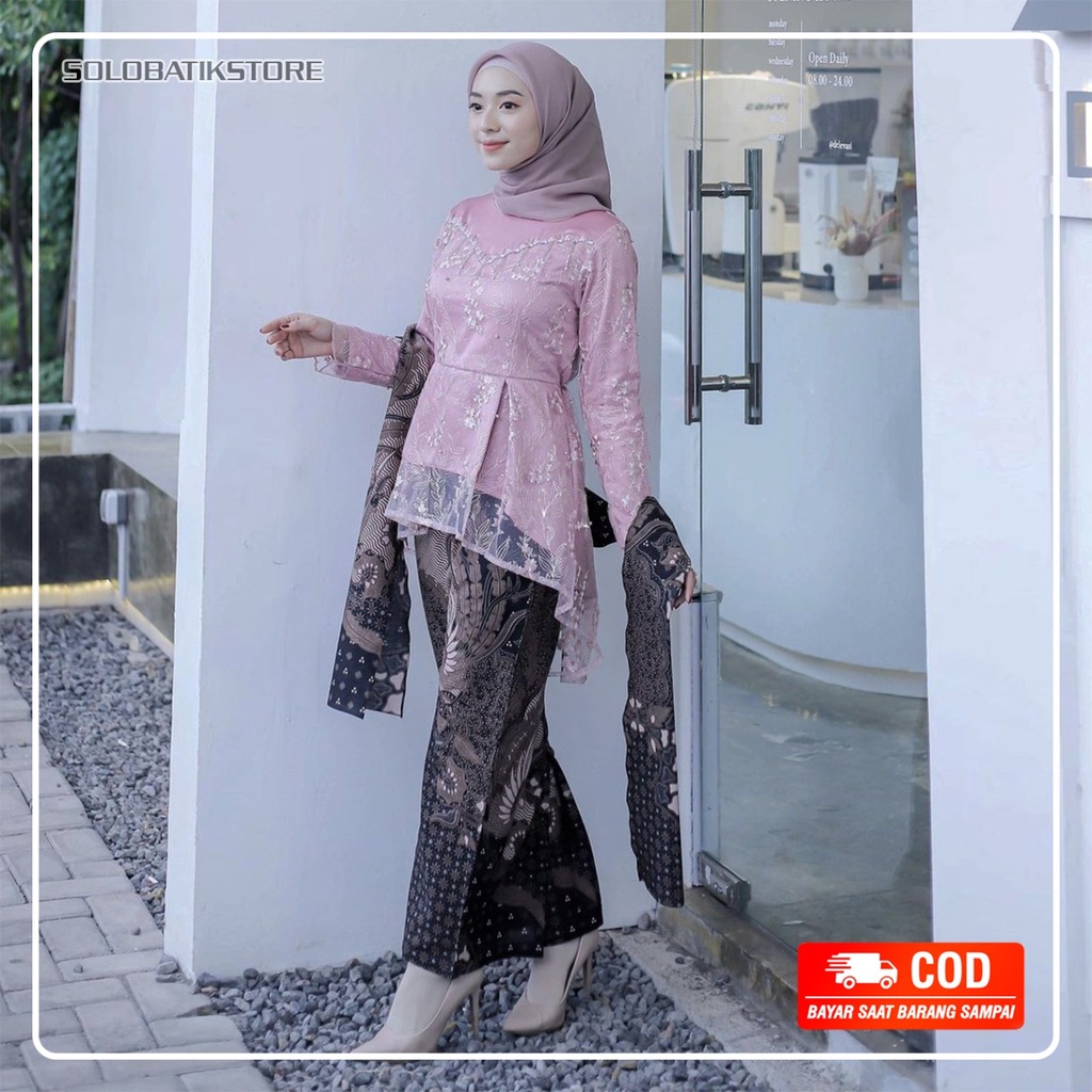 solobatik kebaya wisuda modern /SET KEBAYA SRAGAMAN /KEBAYA WISUDA MODERN