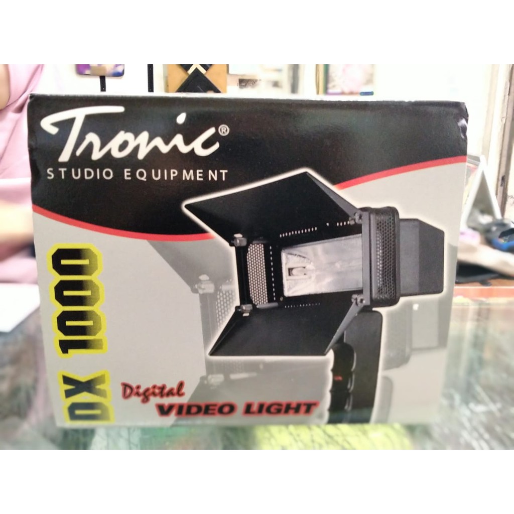 Lampu Video shooting merk Tronic