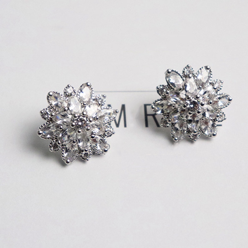 Anting Sterling Silver 925 Bentuk Snowflake Hias Permata Berlian Imitasi AAA CZ untuk Wanita