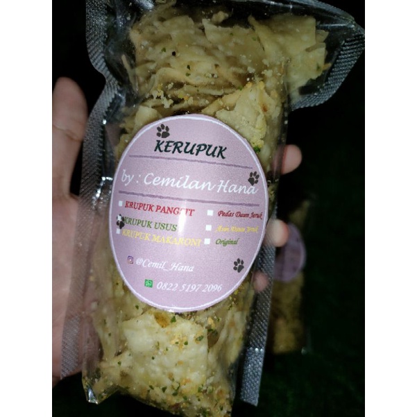 

Keripik Pangsit daun jeruk