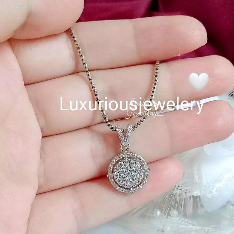 Luxuriousjewelery- Kalung Replika Berlian Eropa