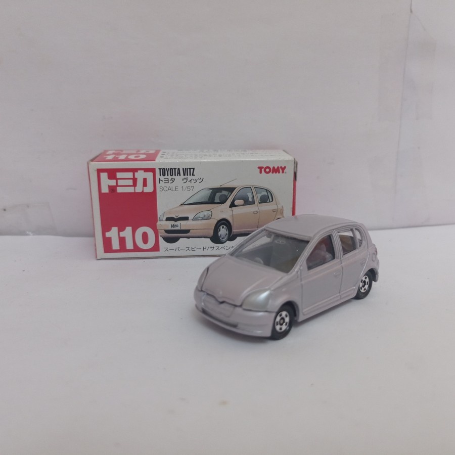 Tomica No 110 Toyota Vitz diecast mobil mainan koleksi tomy merah harga murah