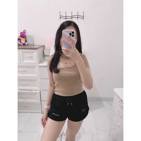 Croptop Lisa | croptop coker knit |atasan knit wanita | Rib fitted asymmetric cut out long slevee top | Baju Kaos Rib Knit Lengan panjang Atasan Wanita Korean Fashion | aquarius boutique89