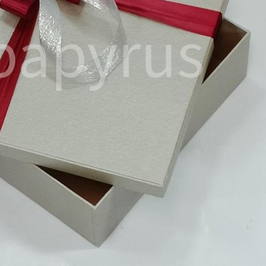 

➻ PAPYRUS 30x30 Tinggi 10cm Kotak Kado Gift Box Hadiah KOTA KADO ✯