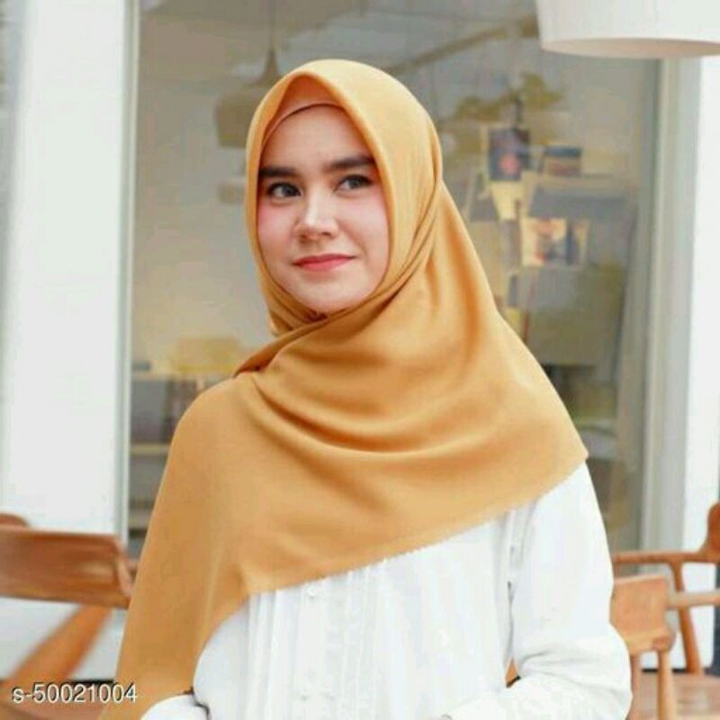 Milyarda Hijab segi empat casual BDG
