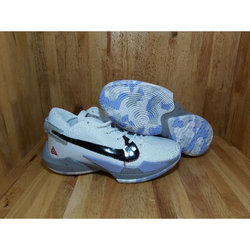 sepatu basket greek freak 2 white cement