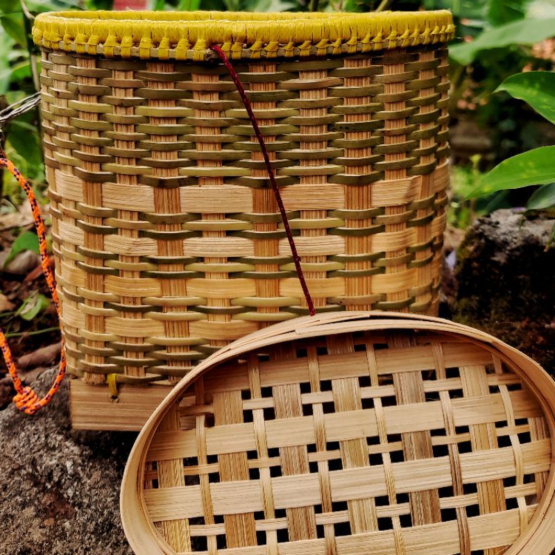 Korang ikan wadah anyaman bambu serba guna