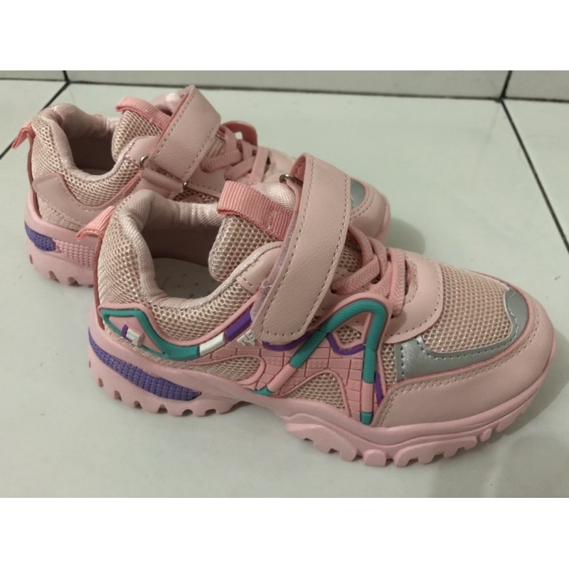 Sepatu Sportif anak-anak size 26-37