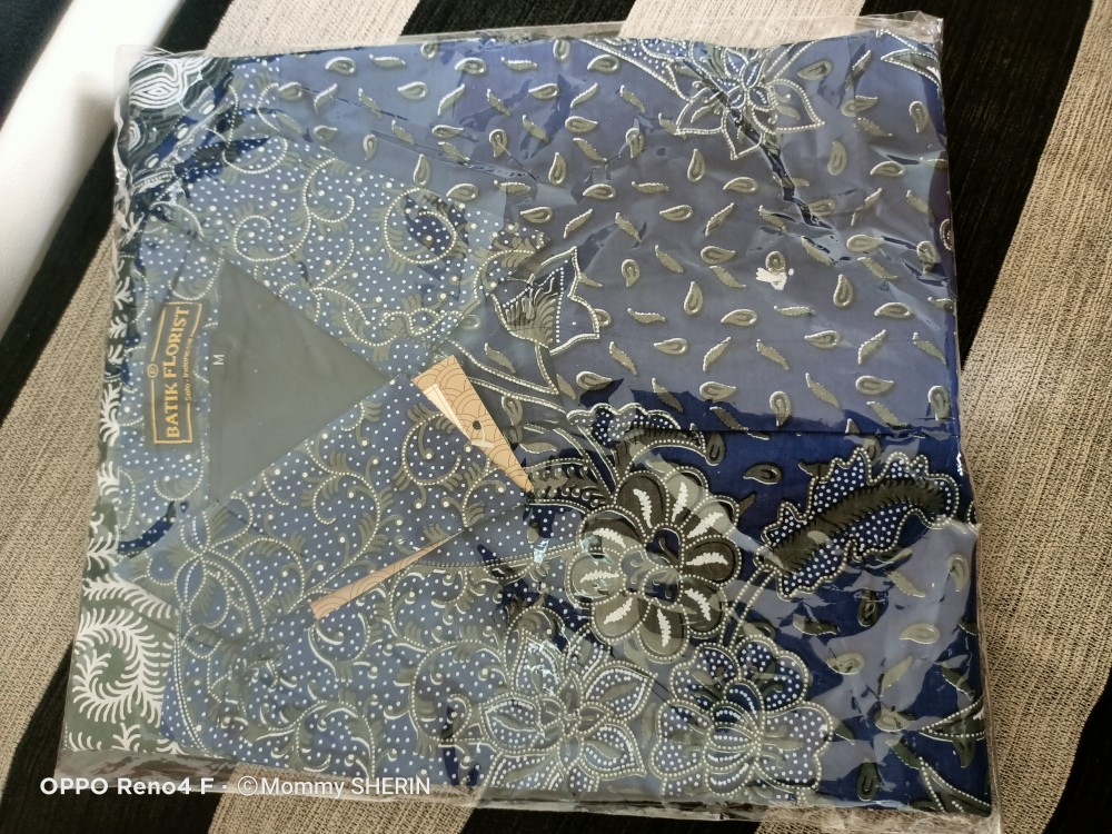 Mahadewa Biru Pendek Kemeja Batik Pria Full Furing Bahan Katun Sragenan