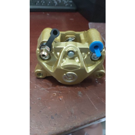 Kaliper brembo kepala babi