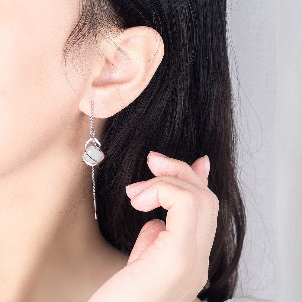 925 Perak Anting-Anting Wanita Gaya Korea Mutiara Merah Batu Akik Hitam Ornamen Bunga