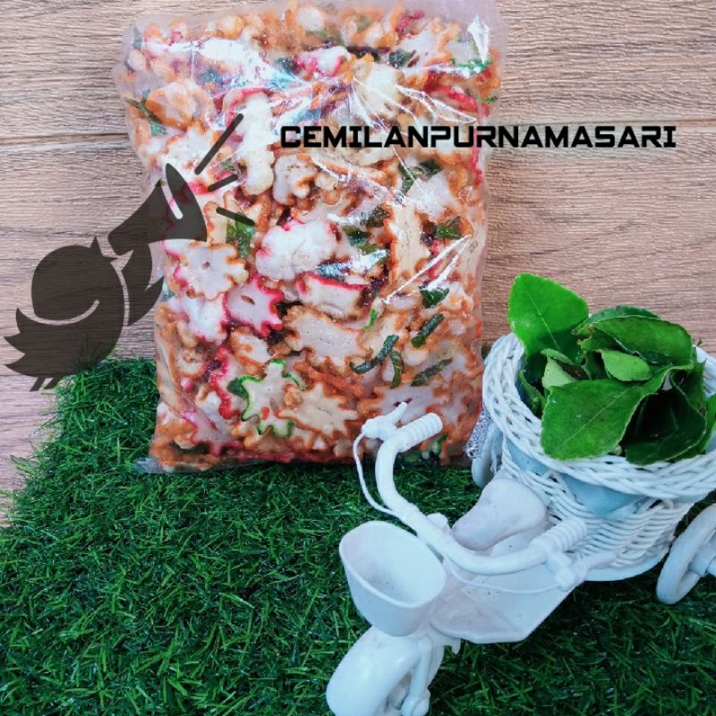 

CEMILAN KERUPUK BINTANG WARNA WARNI SIAP MAKAN 500gram DAUN JERUK/SEUHAH/HOT JELETOT/SEBLAK/PEDAS