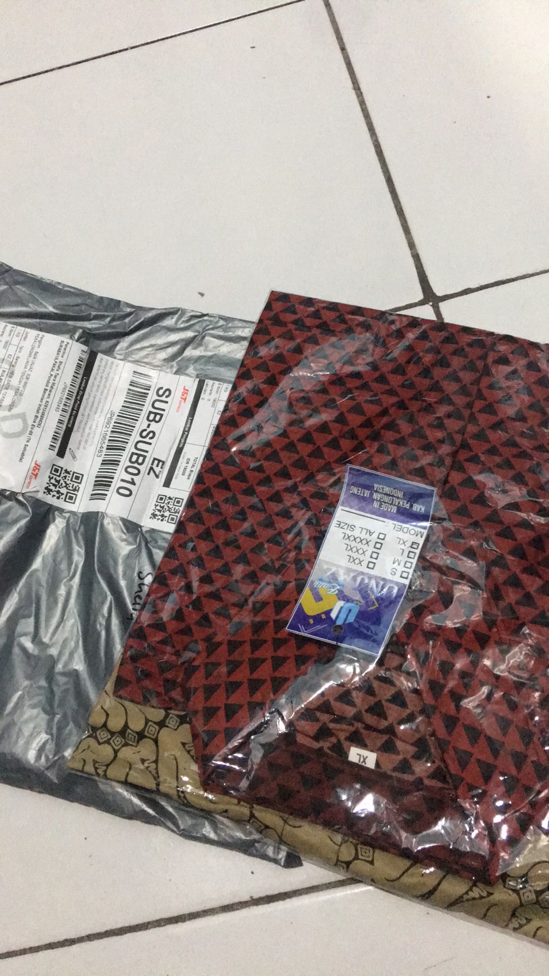 Hem Batik Terbaru Modern Motif Tidak Pasaran Bswart Hrbo26 Hswart M L Xl Kemeja Batik Kantoran