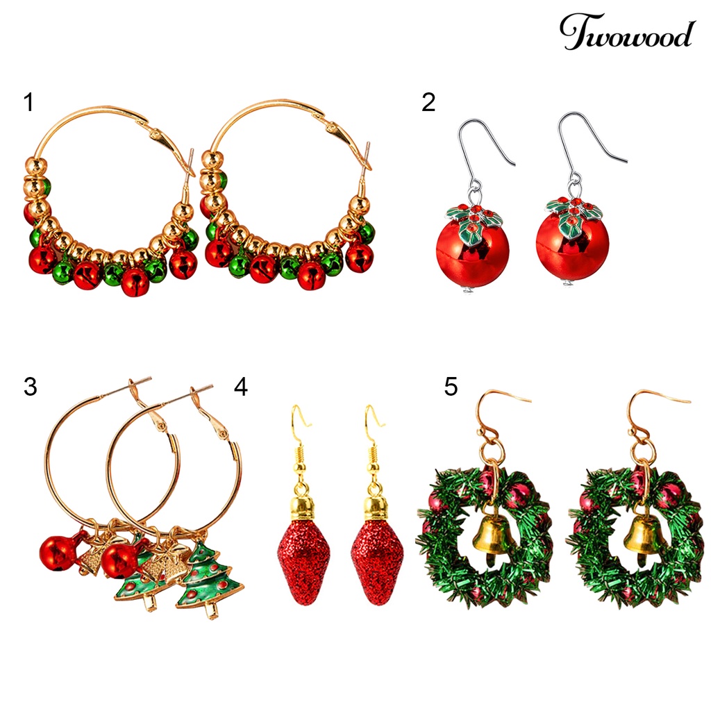 Twowood 1 Pair Women Hoop Earrings Christmas Wreath Festive Small Bells Lightweight Tree Ball Hook Earrings for Festival