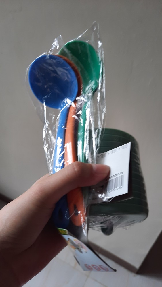 Yoshikawa Sendok Sop Plastik Set Isi 4 Buah Warna Random