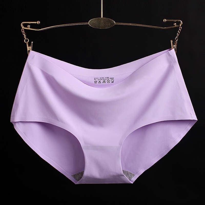 Celana Dalam Wanita Seamless Panties lingerie Bahan ice Silk c052-1