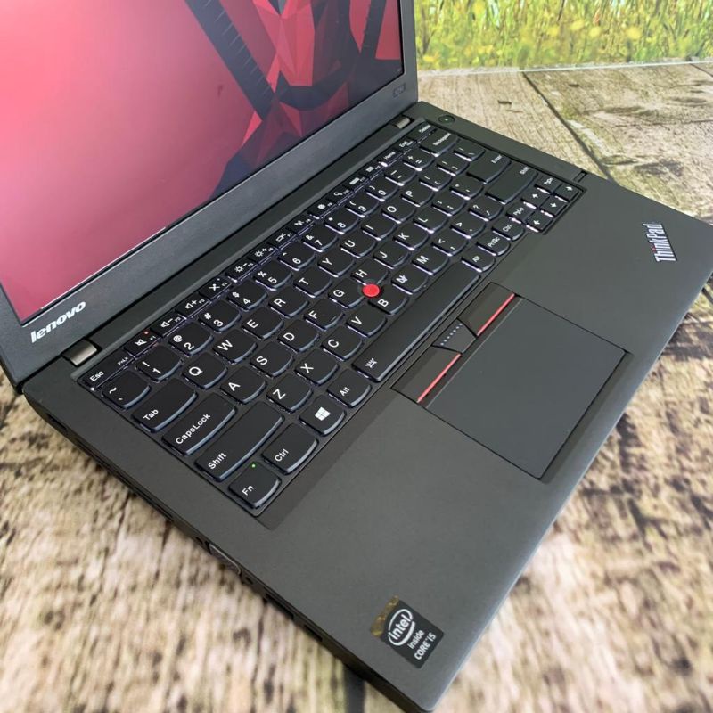 Lenovo Thinkpad X250 Core i5 Gen 5 RAM 8GB Original dan Second Mulus