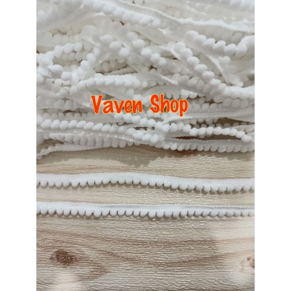 Renda Baso/Pompom Kecil 14 yard
