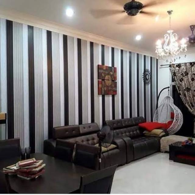 WALLPAPER STICKER DINDING LANGSUNG TEMPEL MOTIF GARIS WARNA HITAM PUTIH UKURAN 10M-+ X 45CM