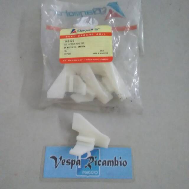 Plastik Oli Mesin /plastik pesawat Vespa Excel